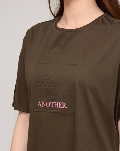 Praia<br> シルケット綿・ボックスロゴTシャツ