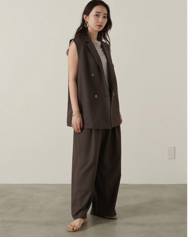 mink chair<br> ツイルダブルブレストジレ