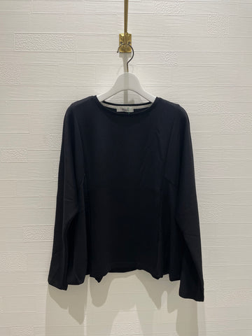 8月22日ライブ<br> Praia バックシルエットバルーントップス