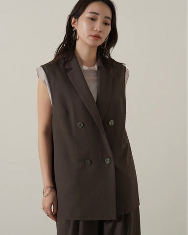 mink chair<br> ツイルダブルブレストジレ