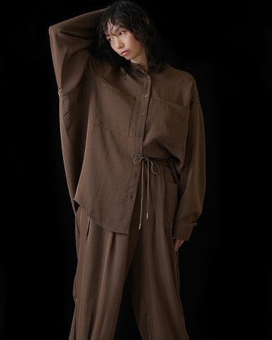 CYAN TOKYOご予約<br> アームドレープグロッシーオーバーシャツ