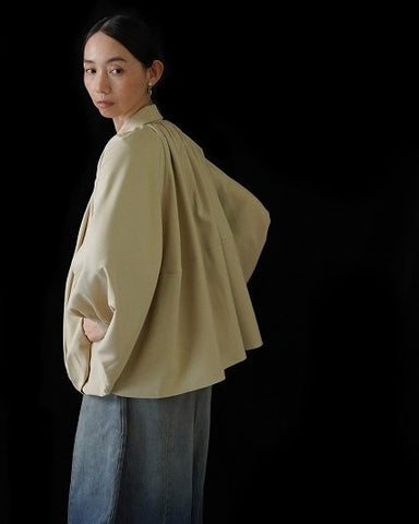 CYAN TOKYOご予約<br> ラウンドギャザードルマンブルゾン