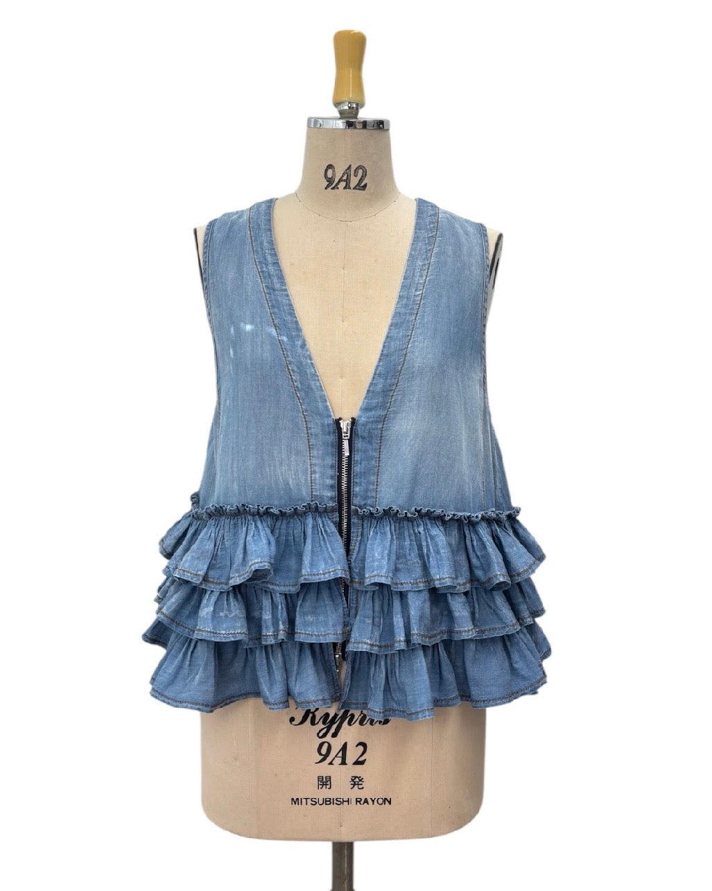 ayane予約<br> シアーデニムフリルベスト