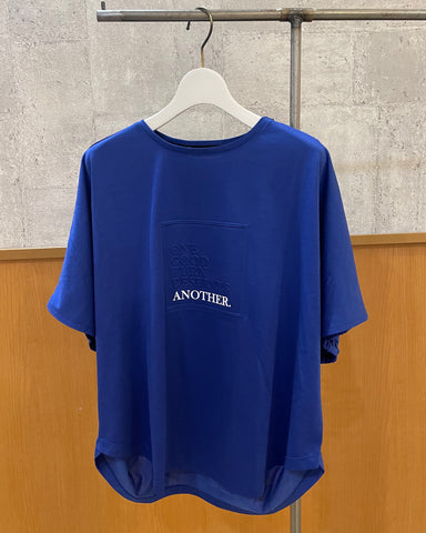 Praia<br>シルケット綿・立体ロゴTシャツ