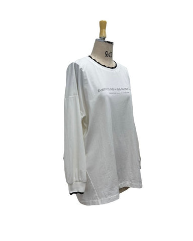 ayane予約<br> 襟ぐりニットロゴロンT