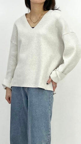 cafune<br>sweat knit <br> V neck pullover