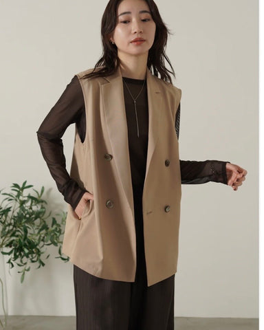 mink chair<br> ツイルダブルブレストジレ