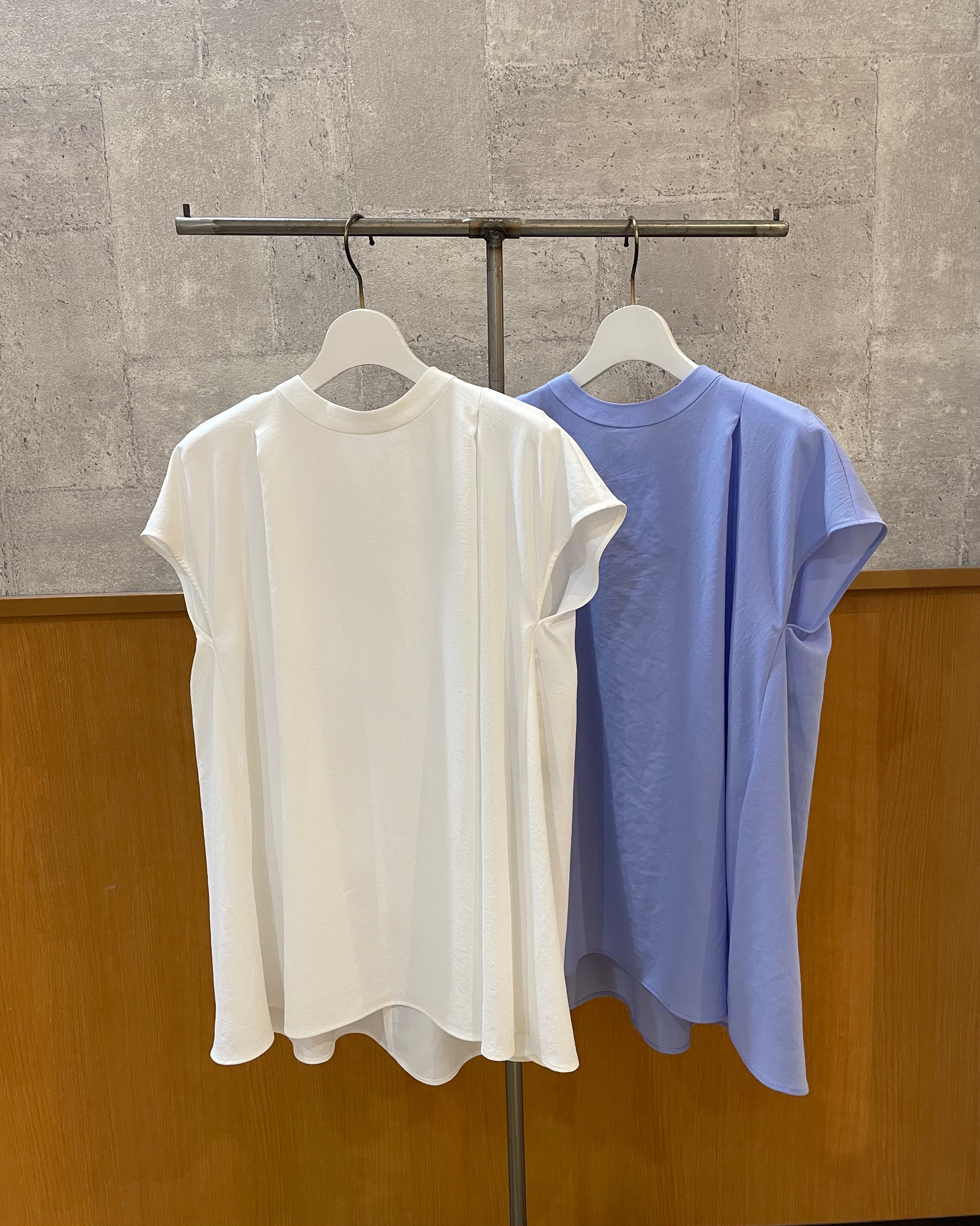 BLUE FRONCE<br>バックリボン付POブラウス