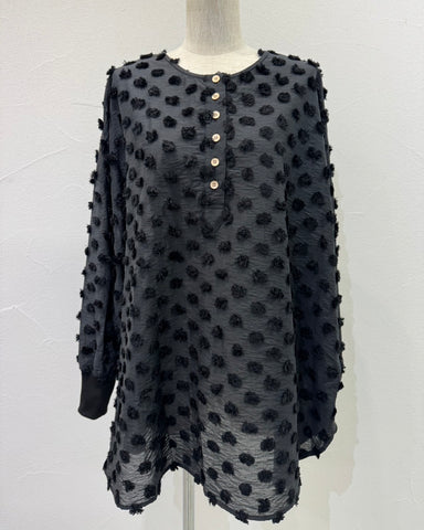 CYAN TOKYOご予約<br> ドットジャカードヘンリーブラウス