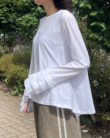 ayane<br> フリルカフフレアロンT