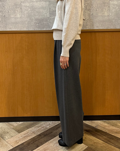 Praia<br>ソフトレーヨンニット