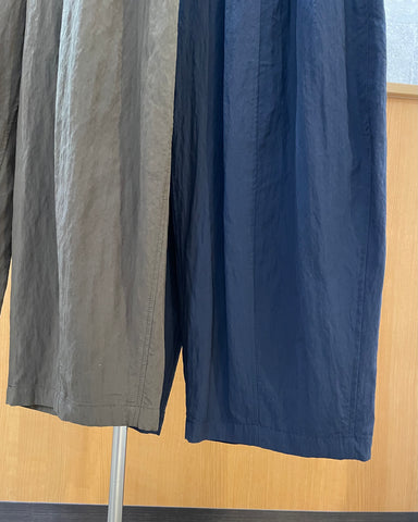 ma couleur<br>マットサテンカーブパンツ