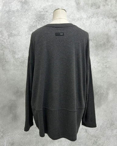 ayane予約<br>裏起毛ロゴプリントプルオーバー