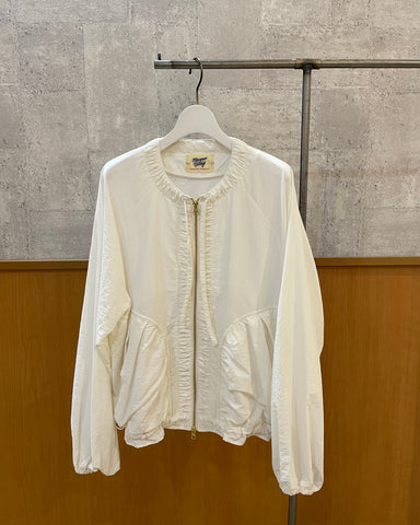 Margaux Vintage<br>撥水ナイロンノーカラーブルゾン