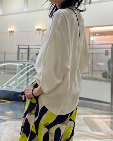 DONEEYU <br>ジョーゼットとろみドルマンブラウス