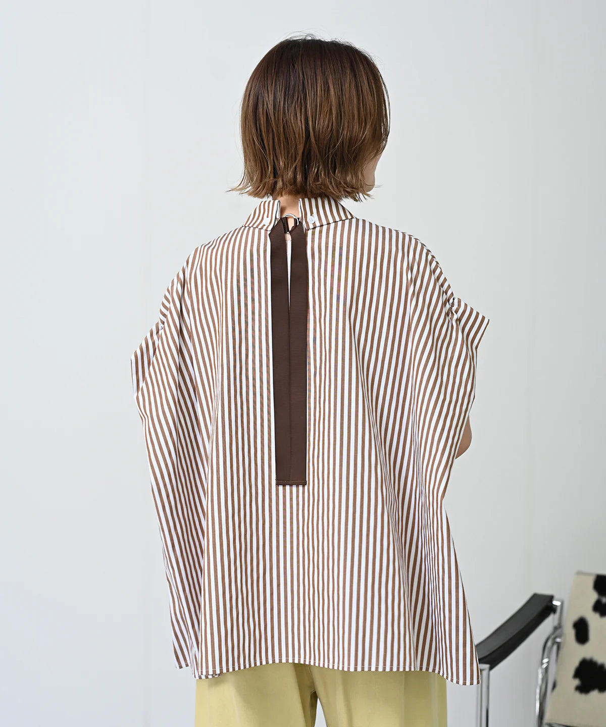 Herencia <br>Back ribbon blouse