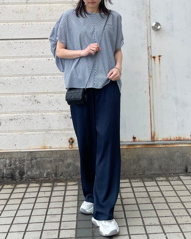 DONEEYU<br>ストライププルオーバーブラウス