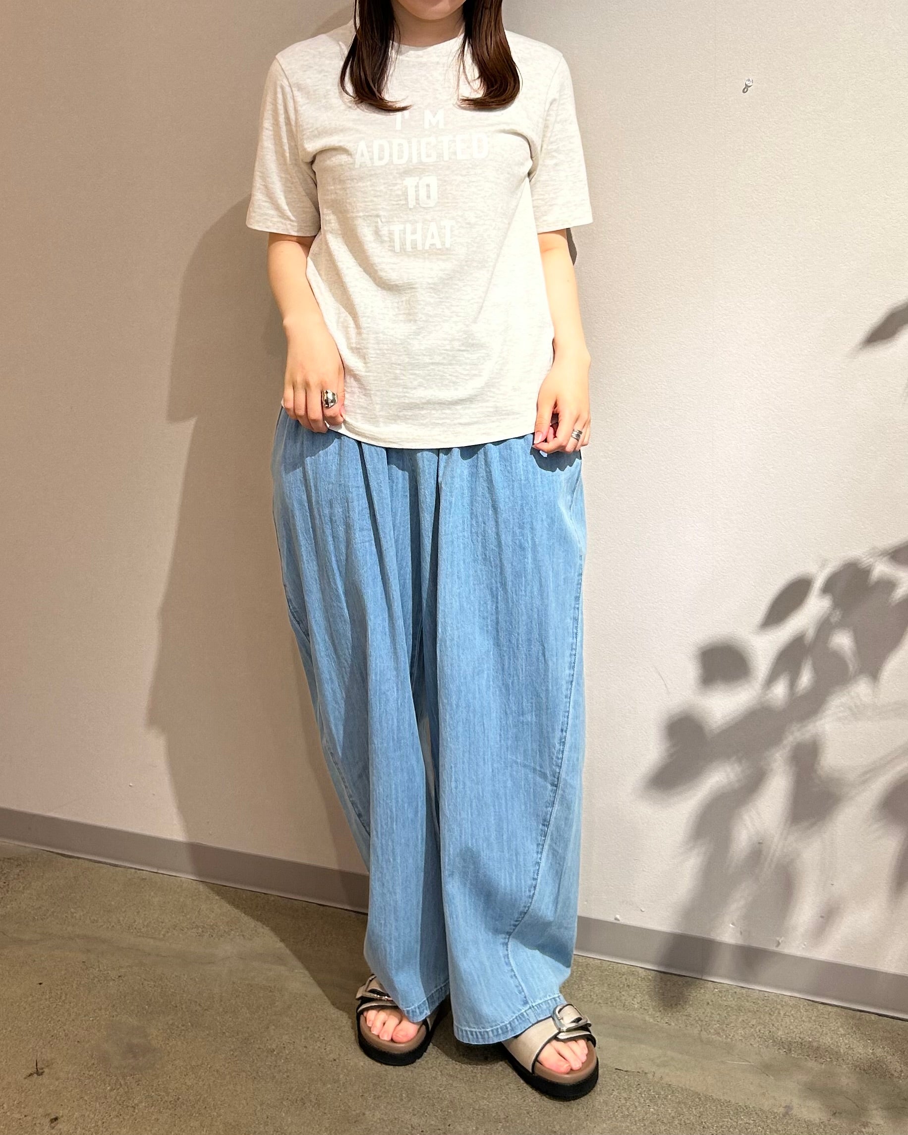 4月25日ライブ<br>cafune ロゴトップス