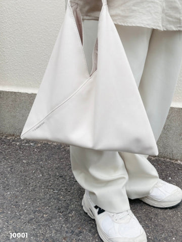 インスタライブH.62 soixante-deux<br> Triangle bag