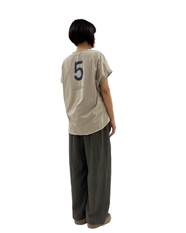 4月29日ライブ ayane<br>フレンチスリーブバックロゴTシャツ
