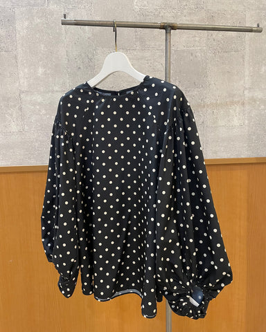 3月1日ライブ Margaux Vintage<br>ボリューム袖ドットブラウス