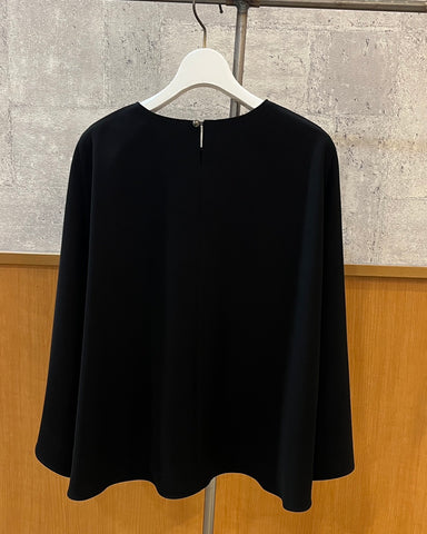 BLUE FRONCE<br>ポンチョ風ブラウス