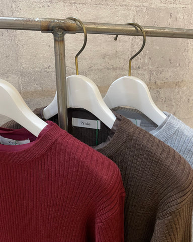 Praia<br>袖チュールレイヤード風リブニット