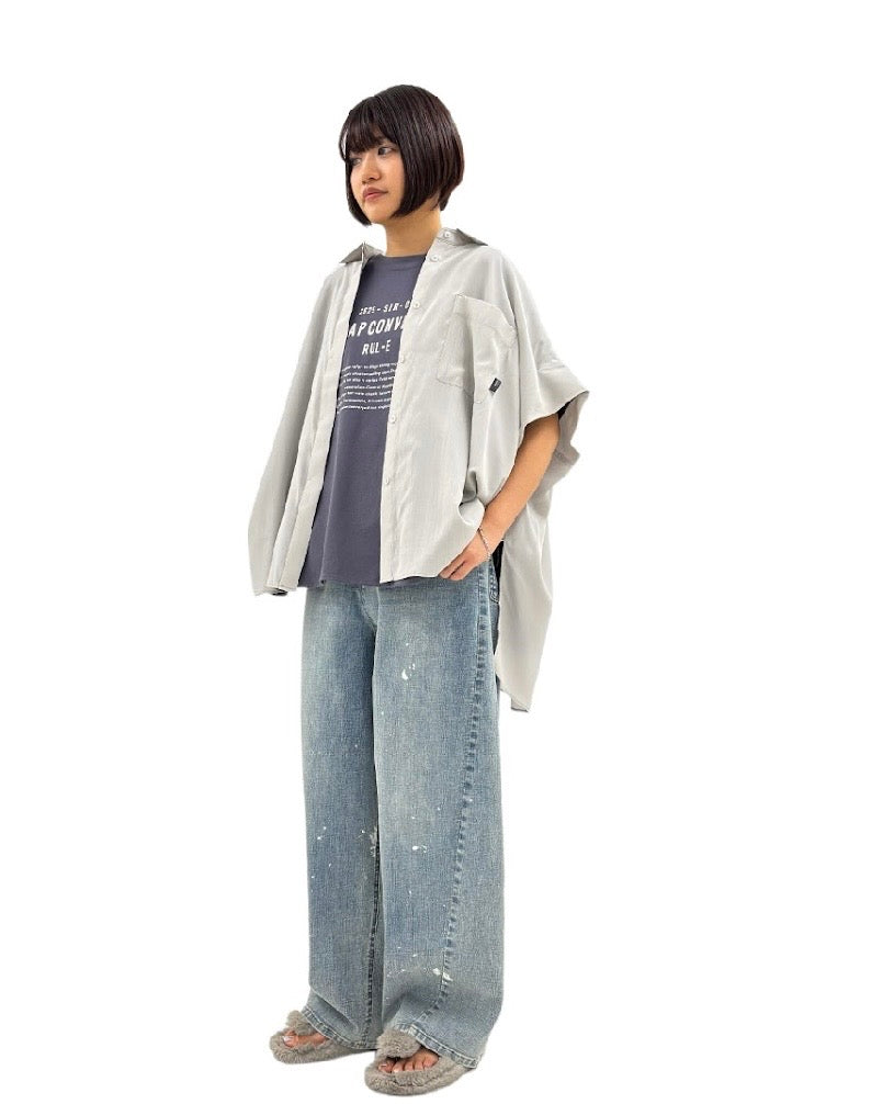 ayane<br>オーバーサイズトロミシャツ