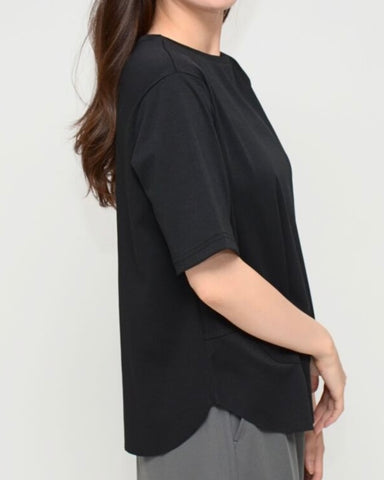 Praia<br> ソフトポンチバックスリットTシャツ