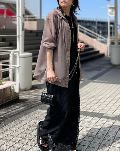 3月23日ライブ mink chair<br>シアーフーディブラウス
