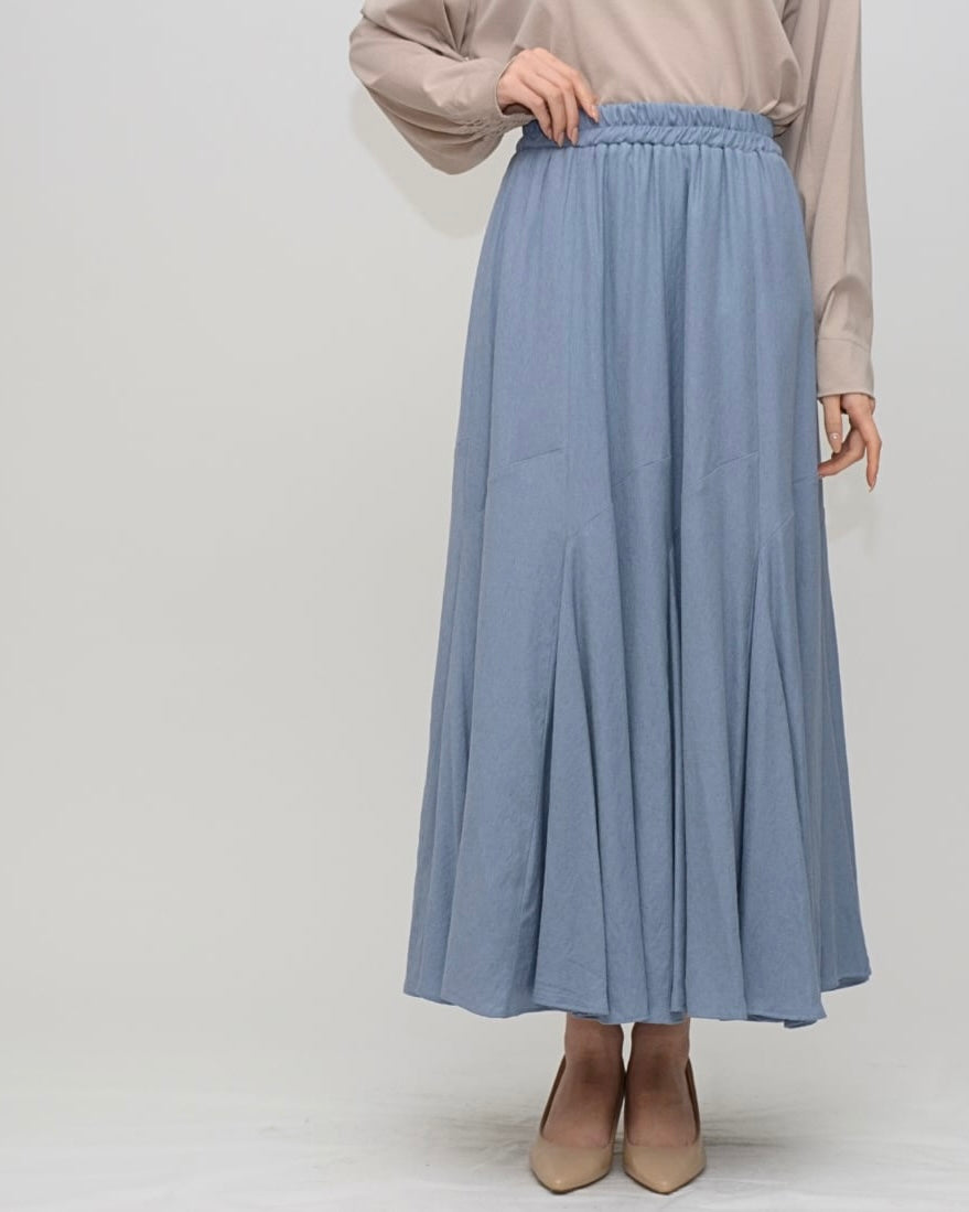 Praia<br>セミマーメイドフレアースカート