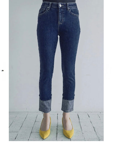 <br> ボーイフレンドデニム 折り返し風デザイン