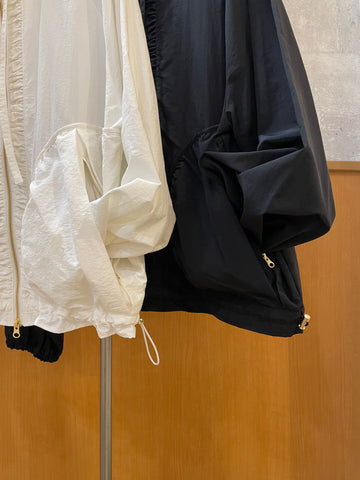 Margaux Vintage<br>撥水ナイロンノーカラーブルゾン