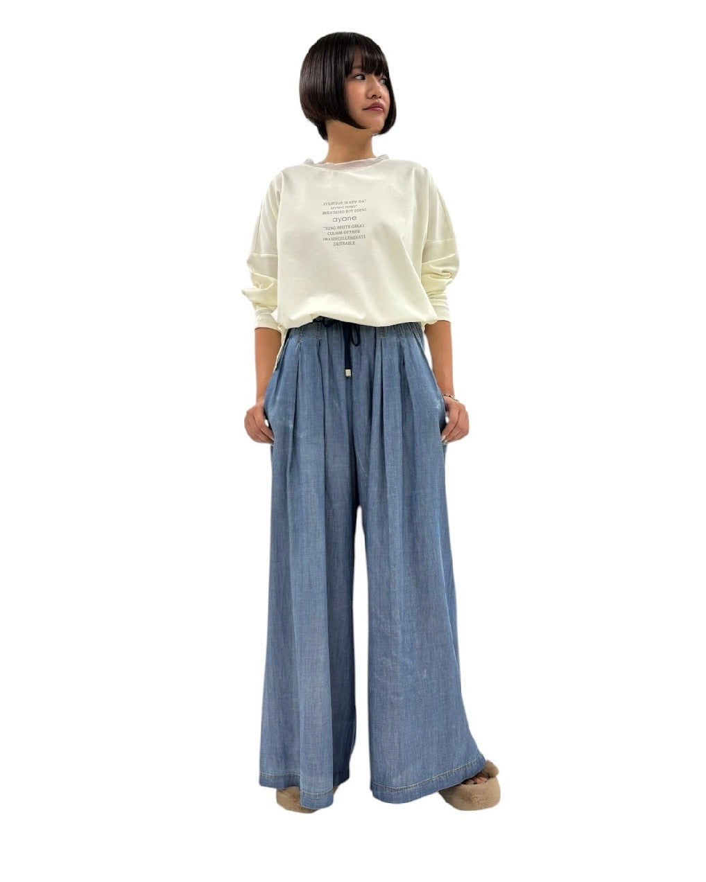 ayane<br> シアーデニムタックワイドパンツ