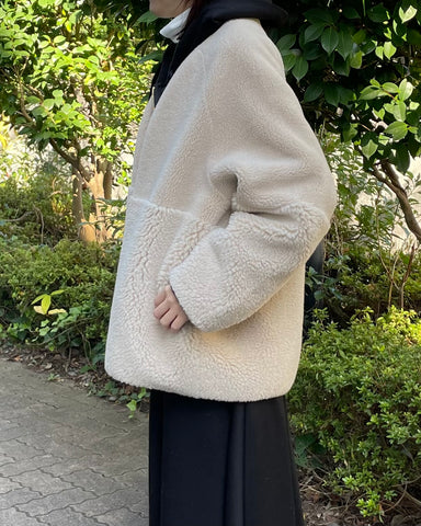 11月9日ライブ<br>PASSIONE<br>ファー×ムートンリバーシブルジャケット