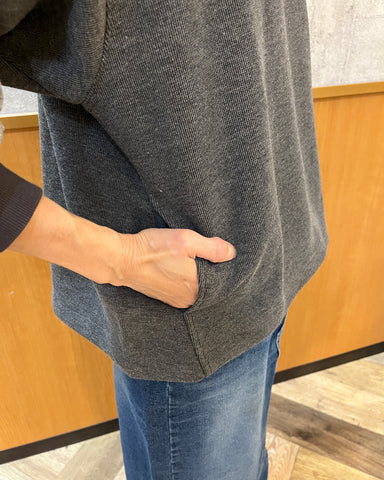 Praia<br> 袖ファーニットソー