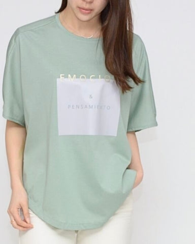 Praia<br>BOXプリントカットソー