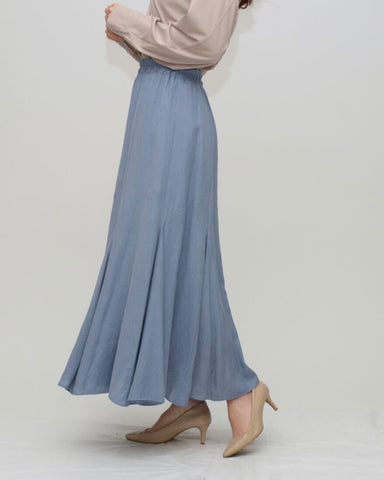 Praia<br>セミマーメイドフレアースカート