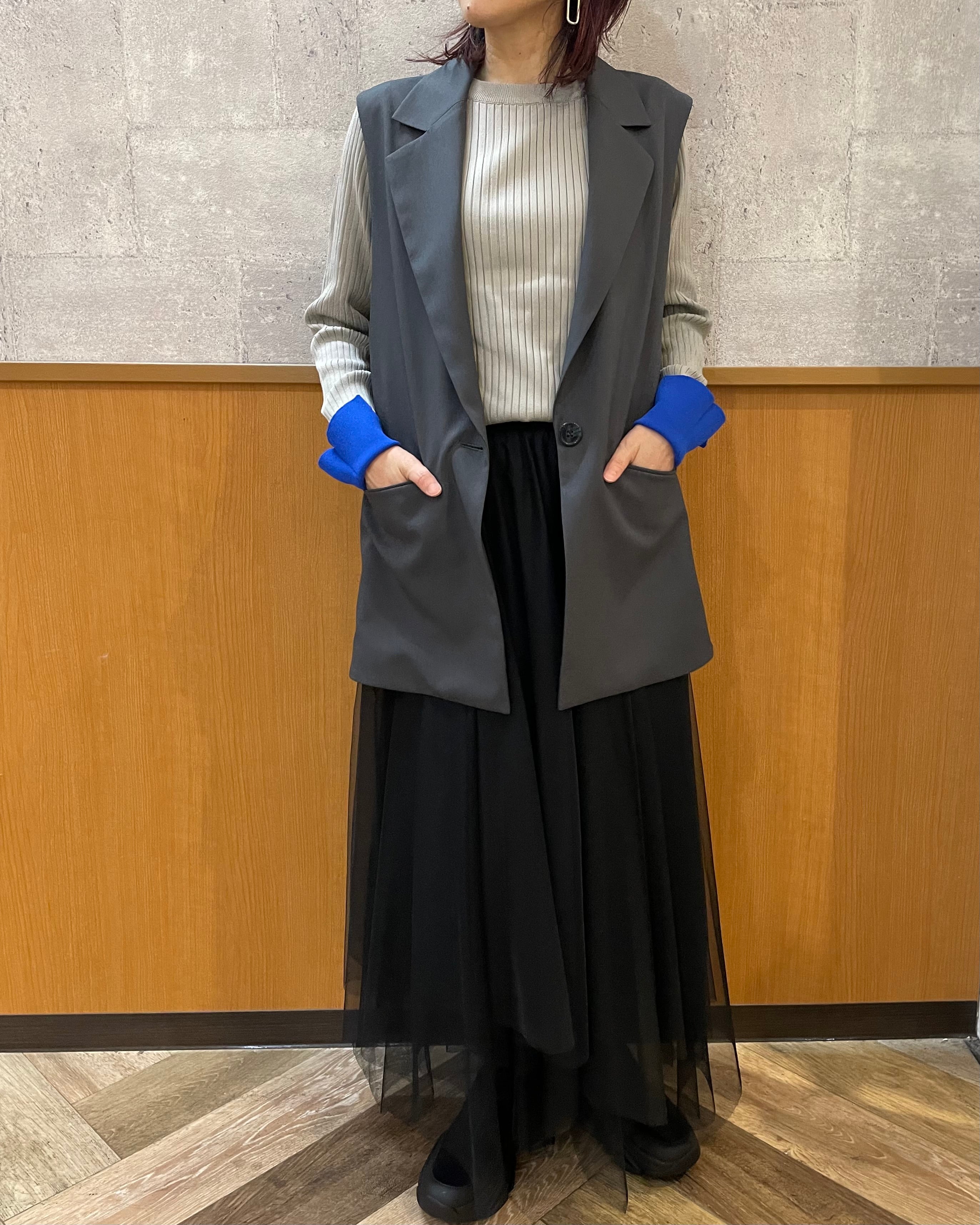 ayane<br>イレギュラーヘムチュールスカート