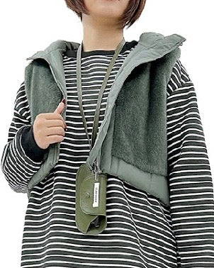 ayane予約<br>エコファー×中綿ドッキングショート丈ベスト
