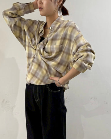 10月5日ライブ cafune<br>チェック柄ブラウス