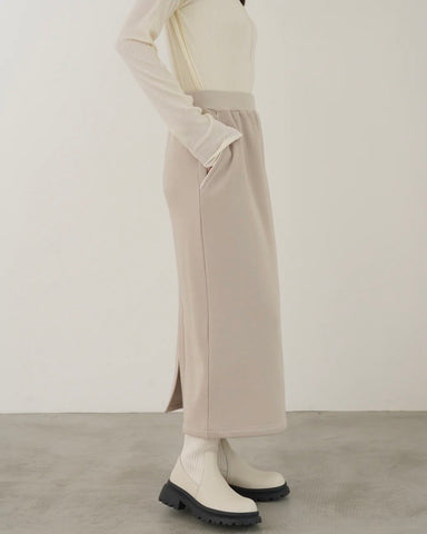 mink chair<br>ダフィームートンタイトスカート