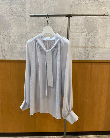 cafune<br>ボウタイブラウス