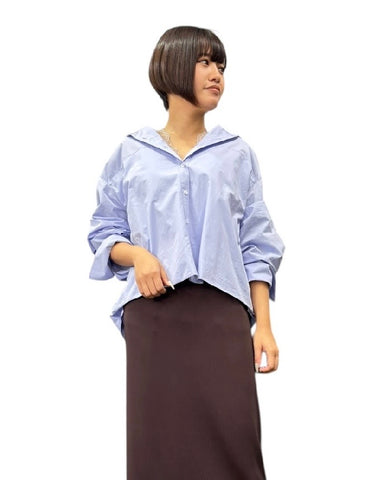 ayane<br> 裾立体タックシャツ