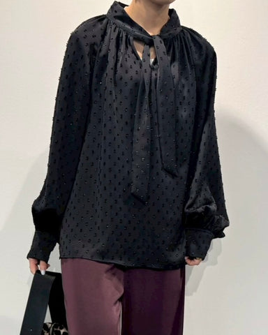 cafune<br>ドット刺繍ボウタイブラウス