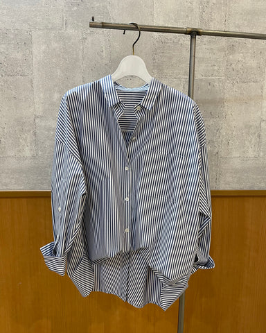 8月23日<br>BLUE FRONCE<br>折り返しシャツ