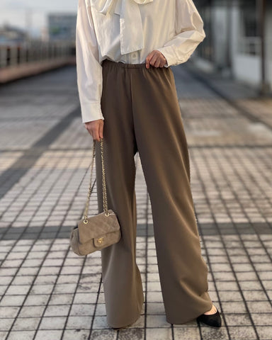 PASSIONE<br>ストレートパンツ