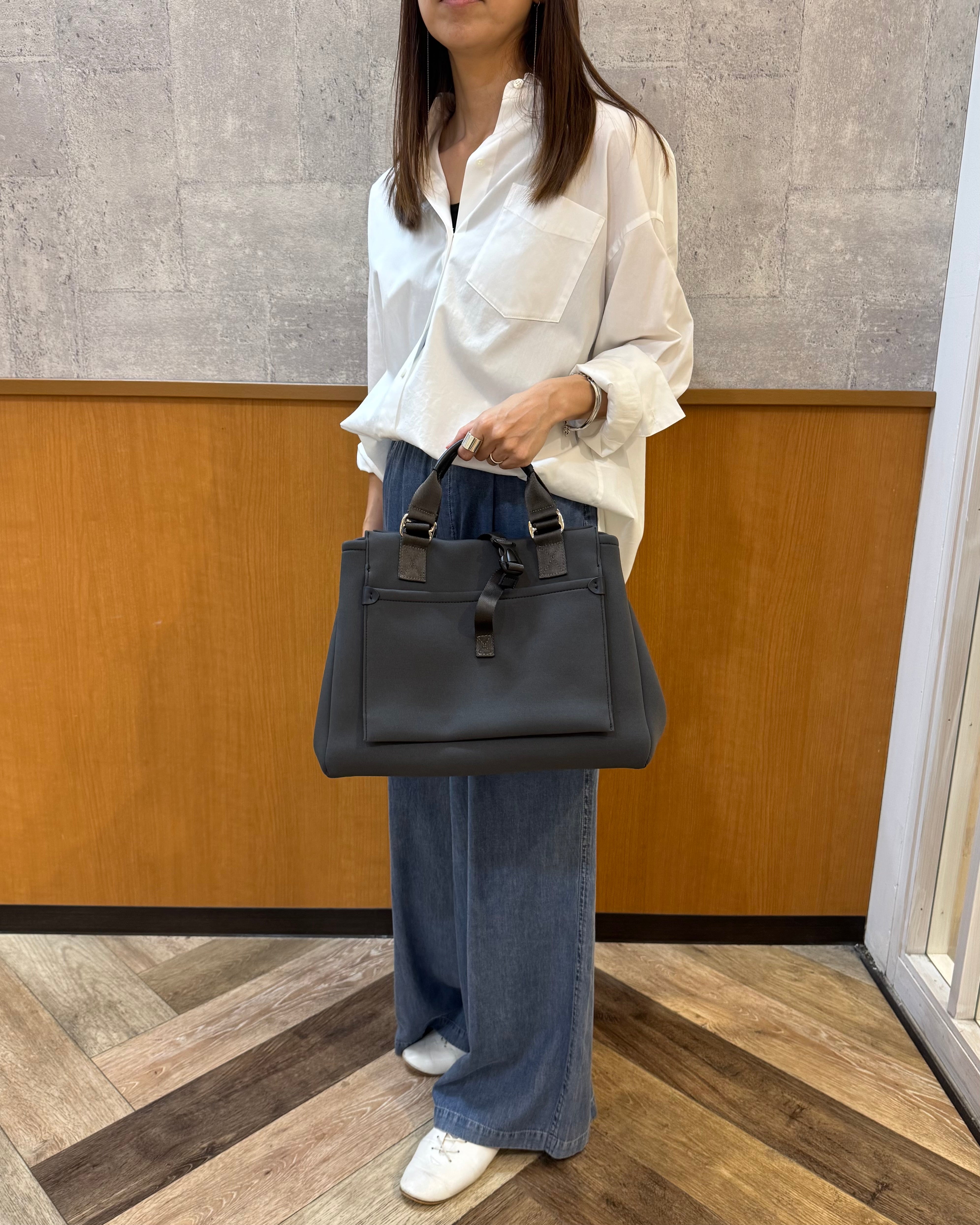 Story. <br>ダブルハンドル2WAYトートバッグ