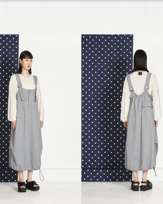 1%予約<br> スーツ地ワンピース