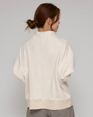 Praia<br> ボンバーヒート フェイクパーカープルオーバー